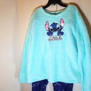 NWT Disney Stitch Pyjama set
